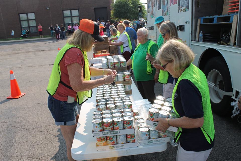 Mobile Pantry Volunteer